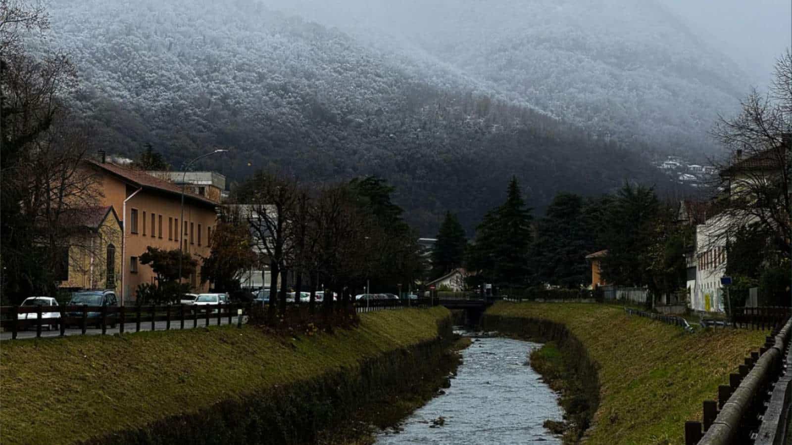 Haus kaufen in Italien – Wohnlage im Winter mit Infrastruktur und Alltagsrealität